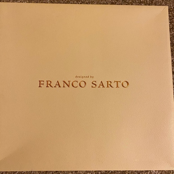 BRAND NEW!! Size 7.5 Franco Sarto short black boot - Picture 3 of 3